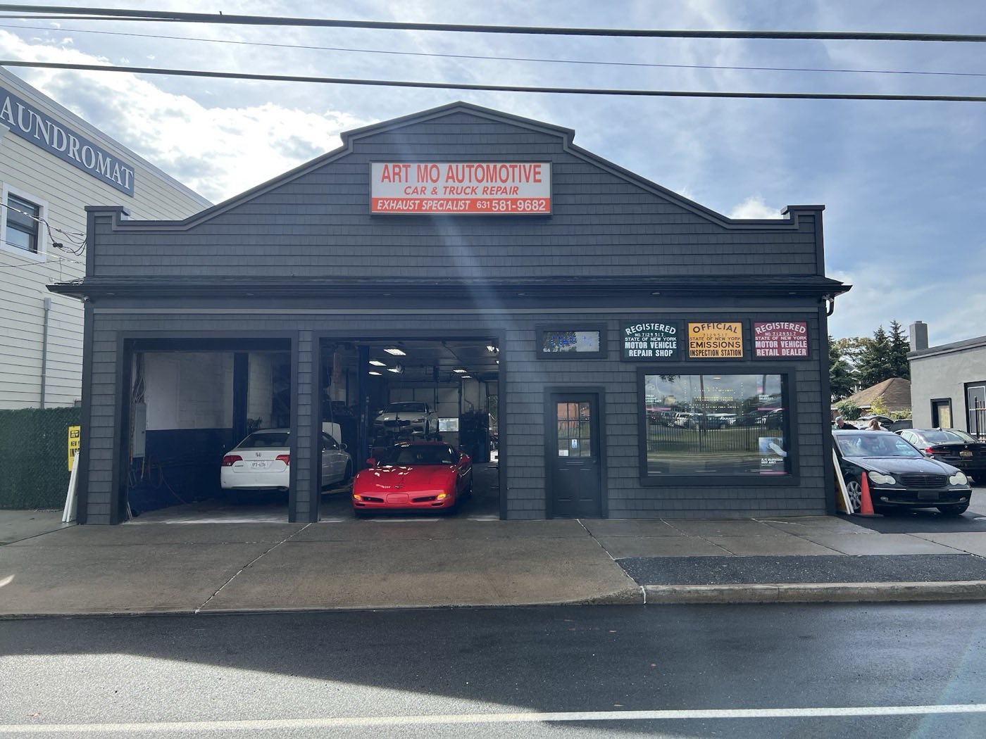 Art Mo Automotive in Islip, New York