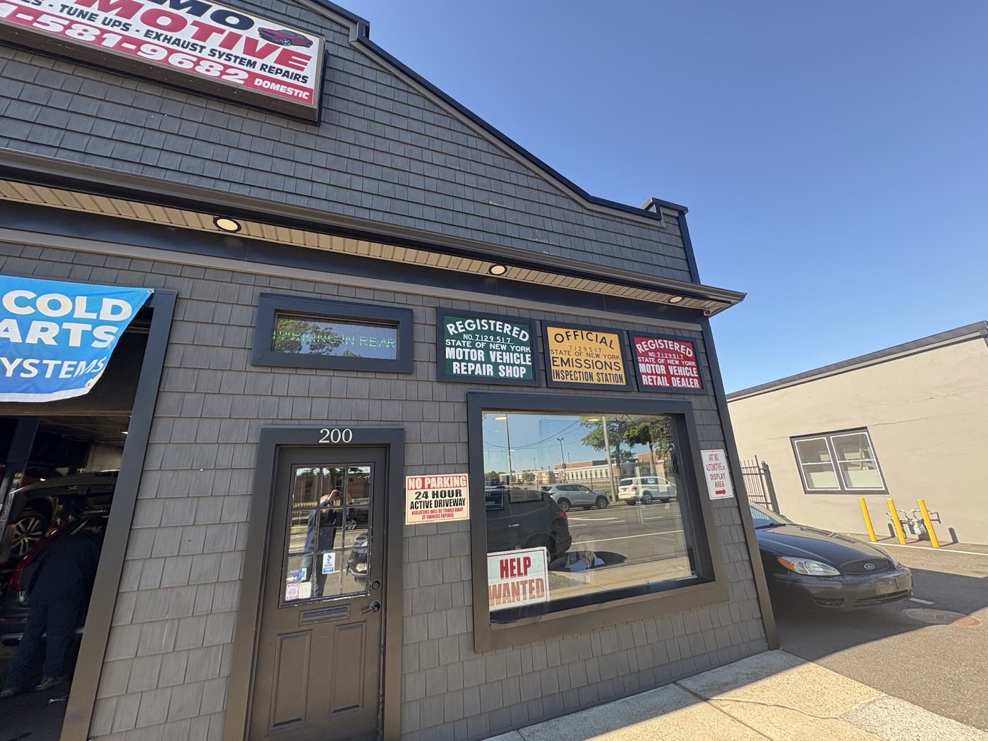Art Mo Automotive in Islip, New York